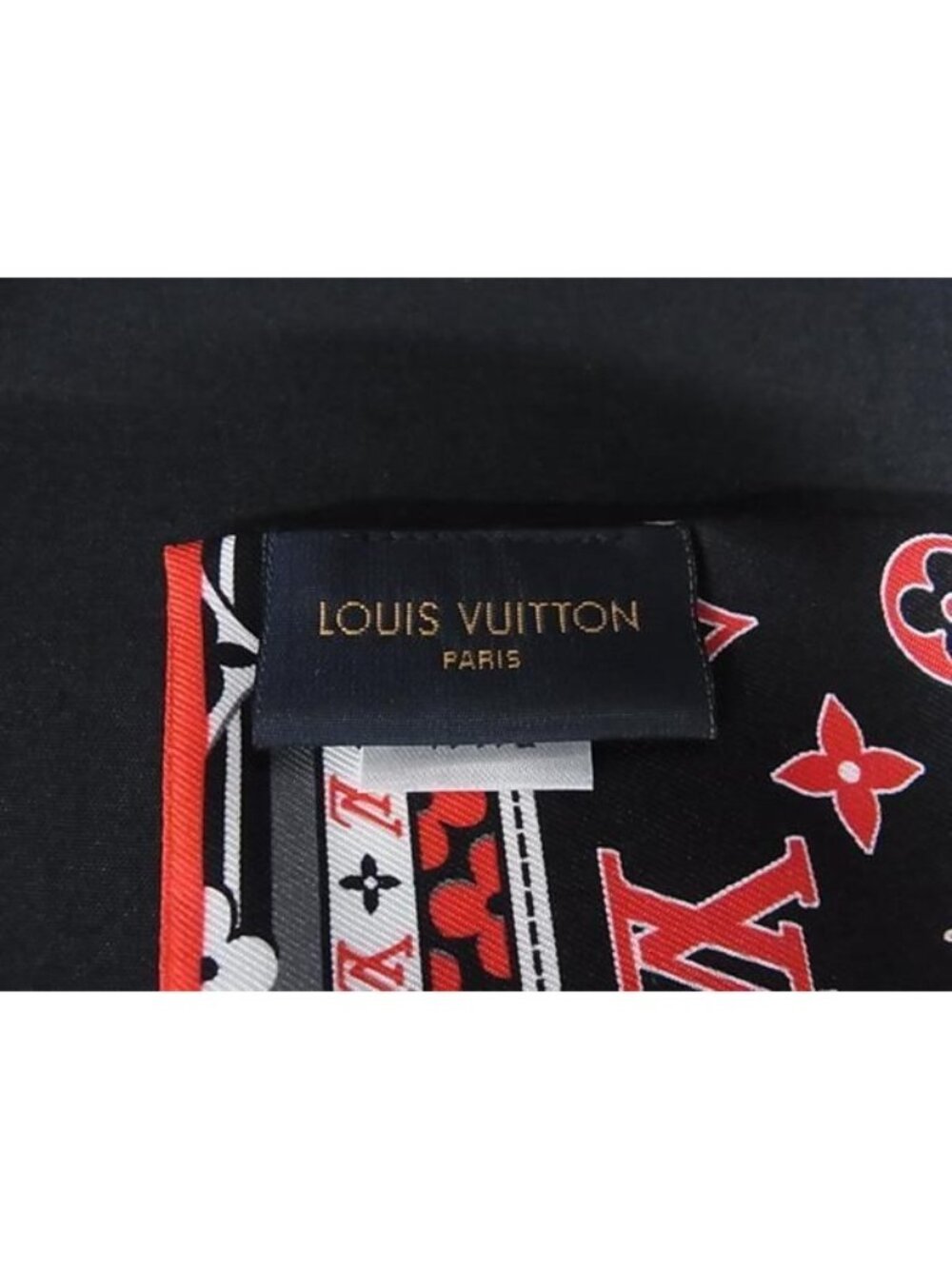 Louis Vuitton Bandeau in a Comic Ribbon Scarf Red Multicolor - Picture 3 of 4